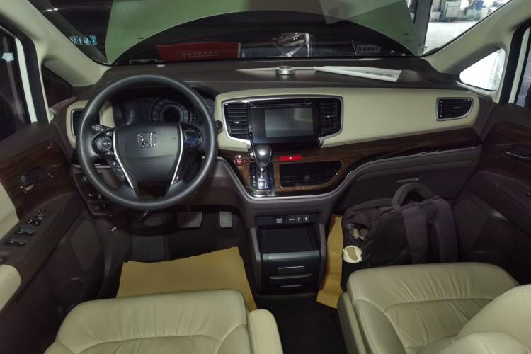 Used Honda Odyssey 2017 2.4L Luxury Edition
