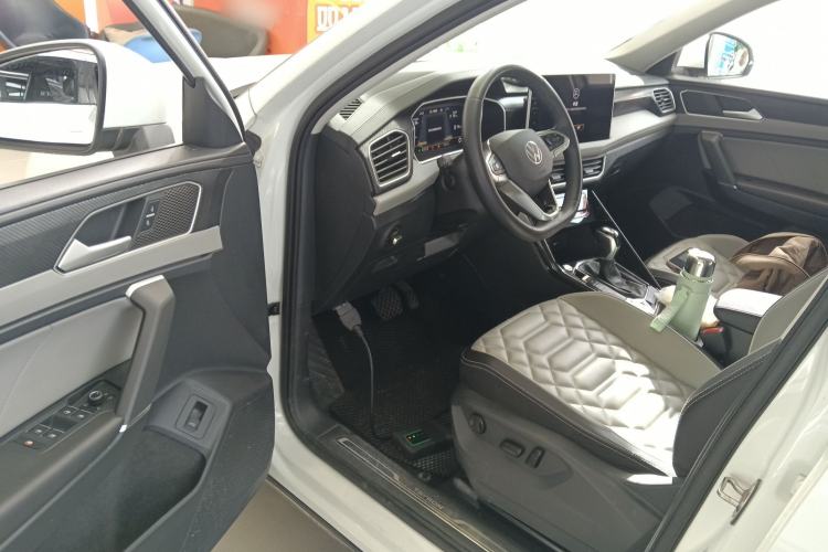 Used Volkswagen Tayron 2023 300TSI Two-Wheel-Drive Luxury Plus Advanced Edition
