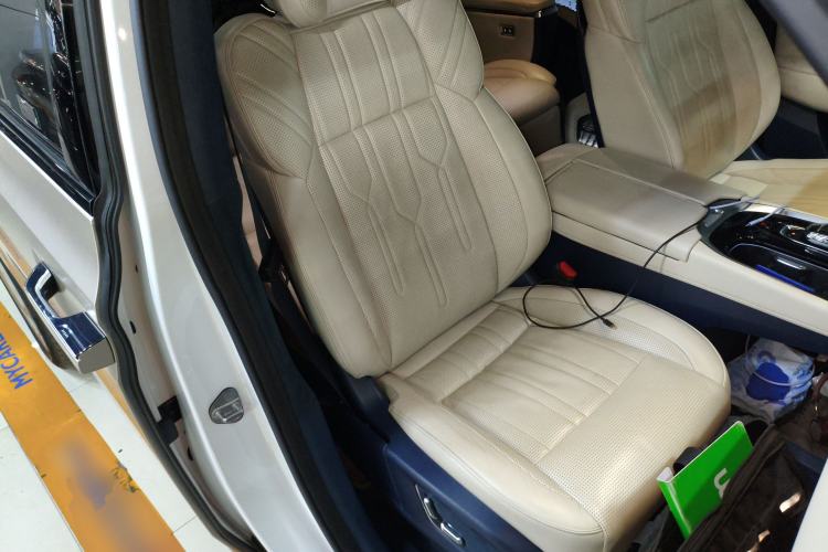 Used Zeekr 009 2022 WE Edition
