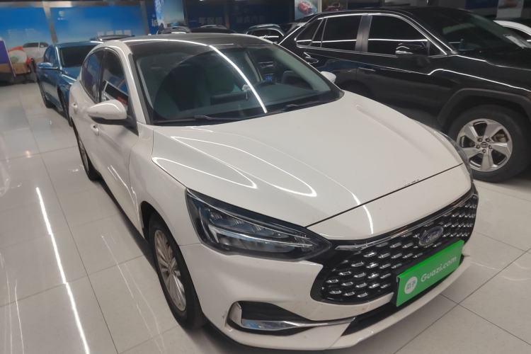 Used Ford Focus 2021 Sedan EcoBoost 180 Automatic Trendy Model
