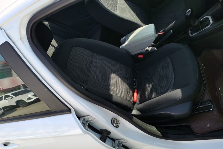 Used Peugeot 301 2016 1.6L Manual Comfort Edition
