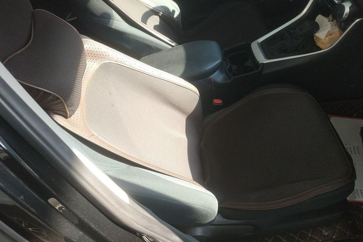 Used Toyota Wildlander 2022 2.0L CVT Two-Wheel Drive Leading Edition
