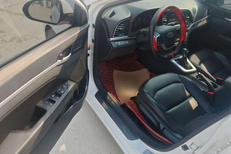 Used Hyundai Elantra 2016 1.6L Automatic ZhiXuan – Elite Version
