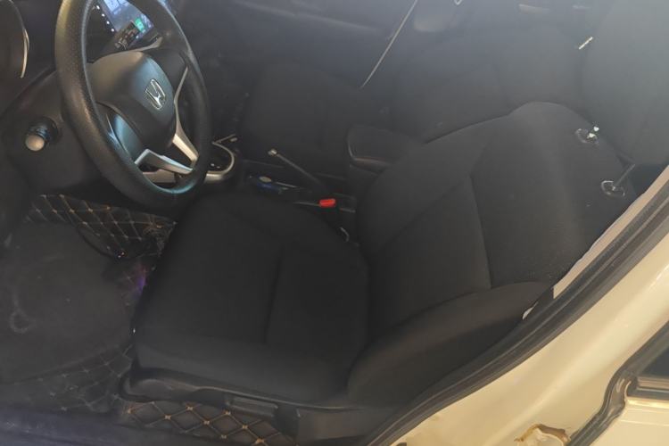 Used Honda Fit 2014 1.5L SE CVT Fashion Model
