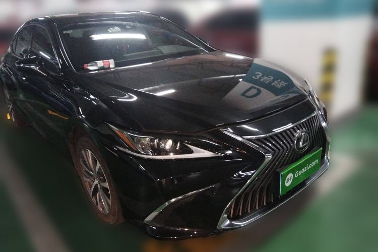 Used Lexus ES 2020 200 Excellence Edition
