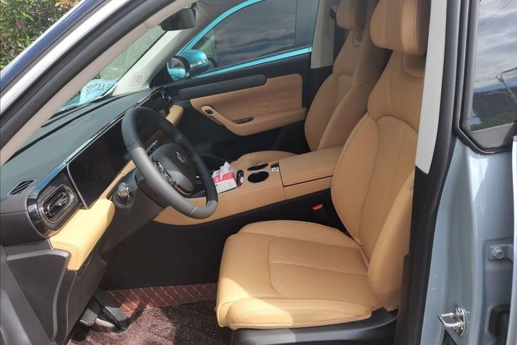 Used Leapmotor C11 2024 All-Electric 580 Luxury Edition
