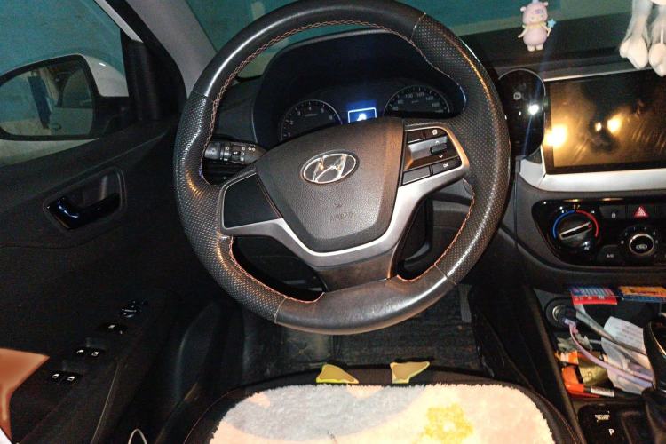 Used Hyundai Verna RV 2017 1.4L Automatic Cool Edition GLS China V Emission Standard
