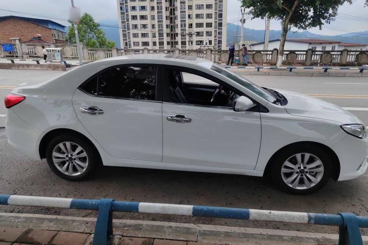 Used Roewe 360 2018 PLUS 1.5L Automatic Luxury Edition
