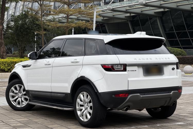 Used Land Rover Range Rover Evoque 2018 200PS PURE New Fashion Edition