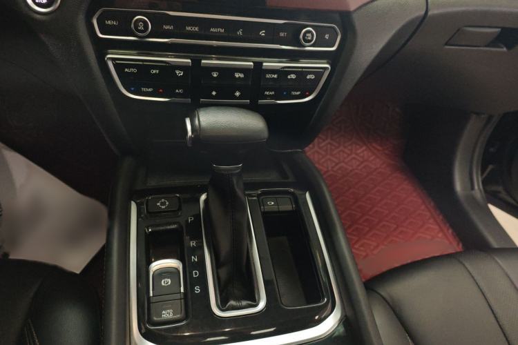 Used GAC Trumpchi GS8 2017 320T Two-Wheel Drive Luxury Smart Connectivity Version (7 Seats)
