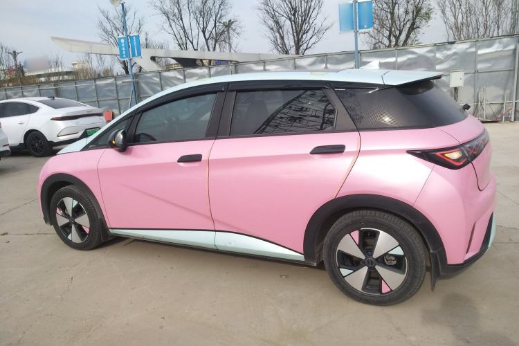 Used BYD Dolphin 2023 420 km Fashion Edition
