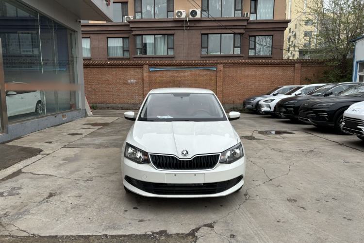 Used Skoda Fabia 2017 1.4L Manual Enjoy Edition
