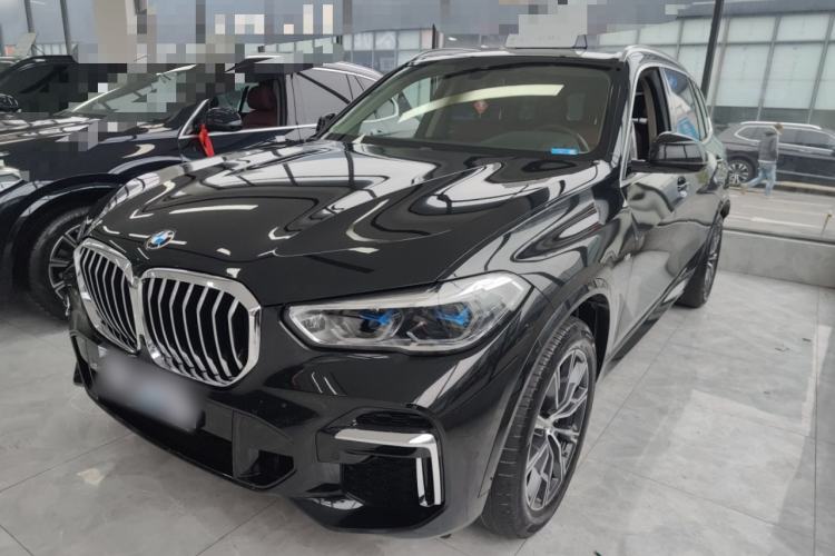 Used BMW X5 2022 xDrive 30Li Luxury M Sport Package