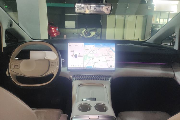 Used XPeng X9 2024 702 Ultra-Long Range Pro
