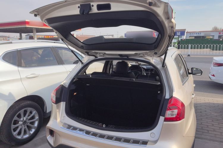 Used Geely Auto Vision X3 2017 1.5L Automatic Prestige Model
