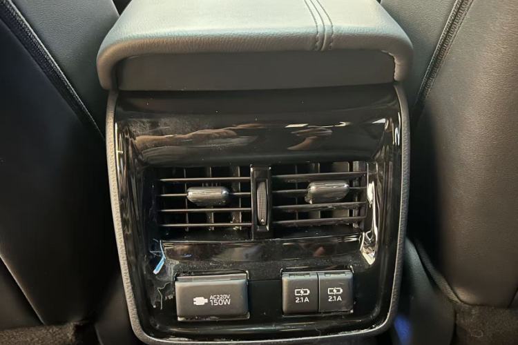 Used Toyota Avalon 2019 2.0L XLE Premium Edition China VI