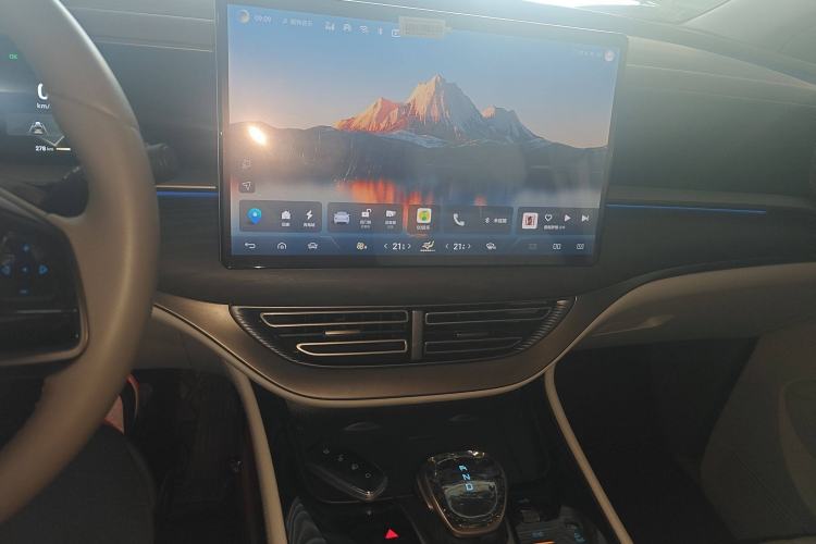 Used Denza D9 2022 DM-i 970 Four-Wheel Drive Flagship Model
