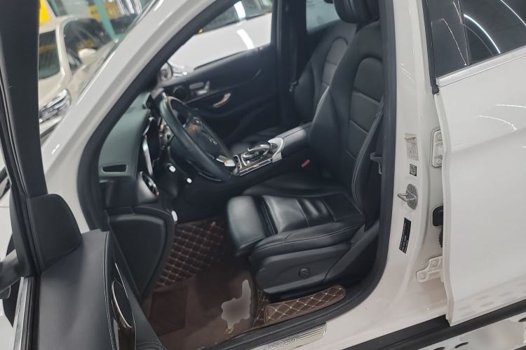 Used Mercedes-Benz GLC 2016 GLC 260 4MATIC Dynamic Edition
