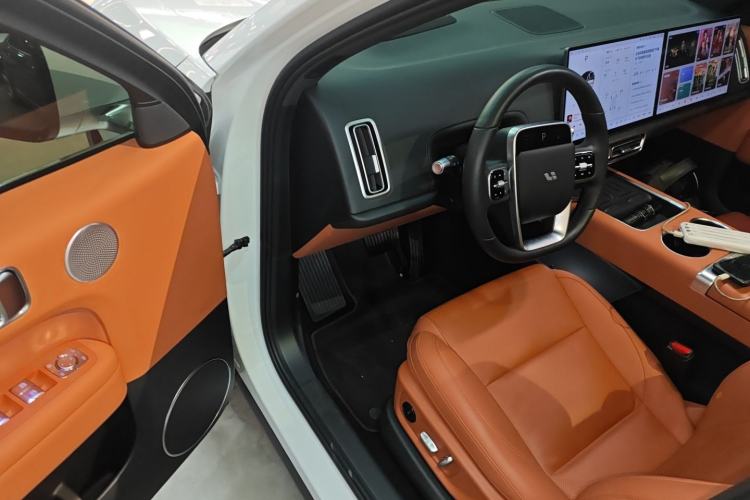 Used Li Auto L6 2025 Max Smart Refresh Edition
