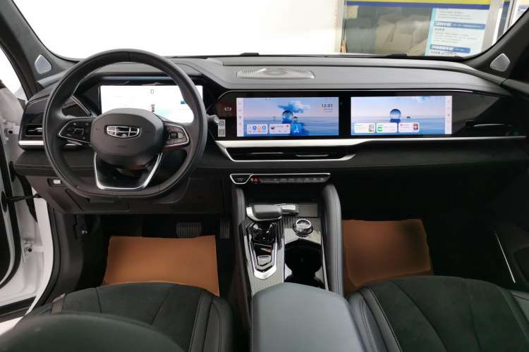 Used Geely Auto Monjaro L 2024 2.0TD High-Power Automatic Two-Wheel Drive Skyline Edition
