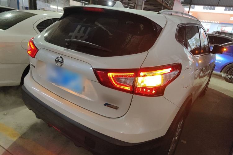 Used Nissan Qashqai 2016 2.0L CVT Elite Edition
