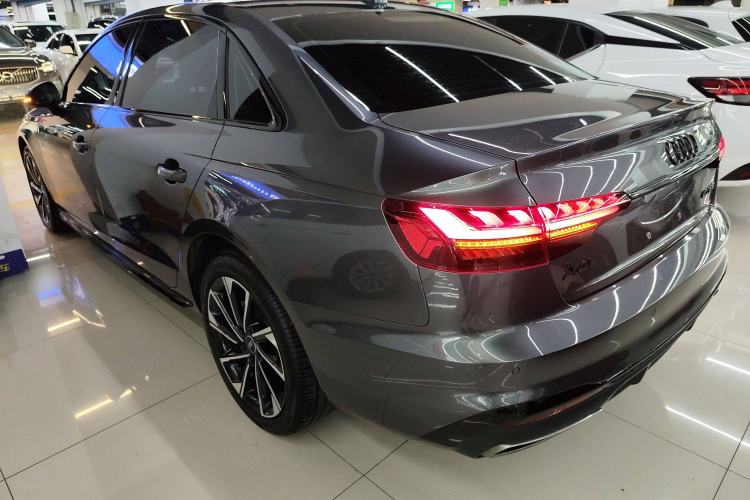 Used Audi A4L 2023 40 TFSI Luxury Dynamic Model
