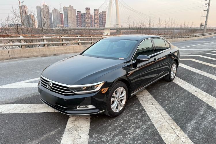 Used Volkswagen Magotan 2019 330TSI DSG Luxury Version China VI Standard
