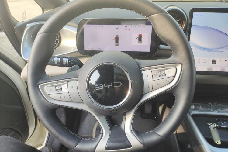 Used BYD Dolphin 2025 Intelligent Driving Version 410 km Fashion Edition