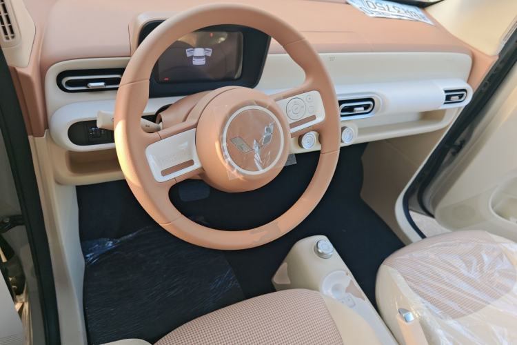 Used Wuling Hongguang MINIEV 2024 3rd Generation 215km Youth Edition