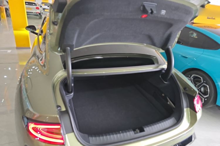 Used  SU7 2024 Rear-Drive Long-Range Intelligent Driving Version