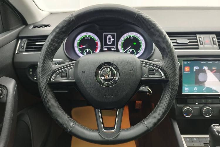 Used Skoda Octavia 2019 TSI280 DSG Luxury Edition
