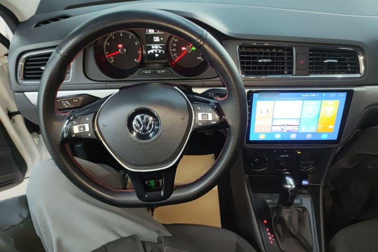 Used Volkswagen Lavida 2017 1.6L Automatic Fashion Edition
