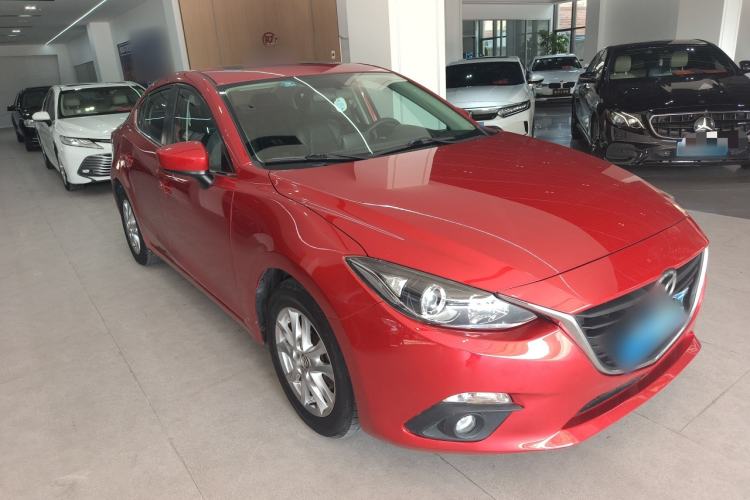 Used Mazda Mazda 3 Axela 2016 Sedan 1.5L Manual Luxury Model
