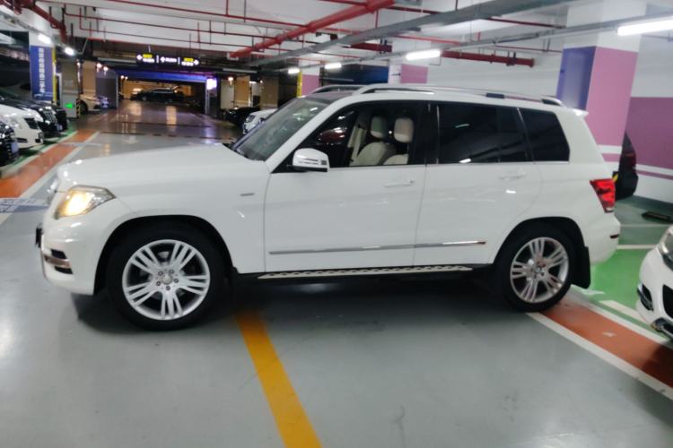 Used Mercedes-Benz GLK-Class 2015 GLK 260 4MATIC Dynamic Edition Ultimate Version
