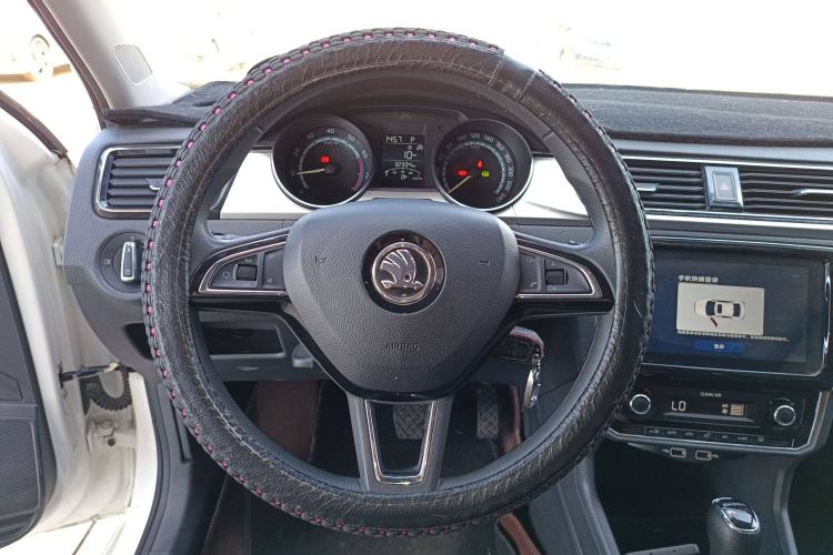 Used Skoda Rapid 2020 1.5L Automatic Comfort Edition
