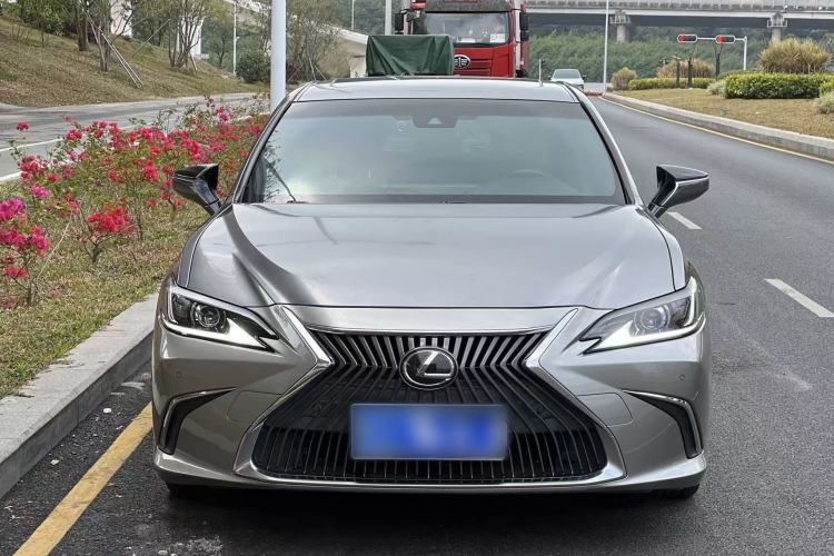Used Lexus ES 2020 200 Excellence Edition