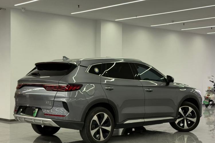 Used BYD Song PLUS New Energy 2021 EV Deluxe Model
