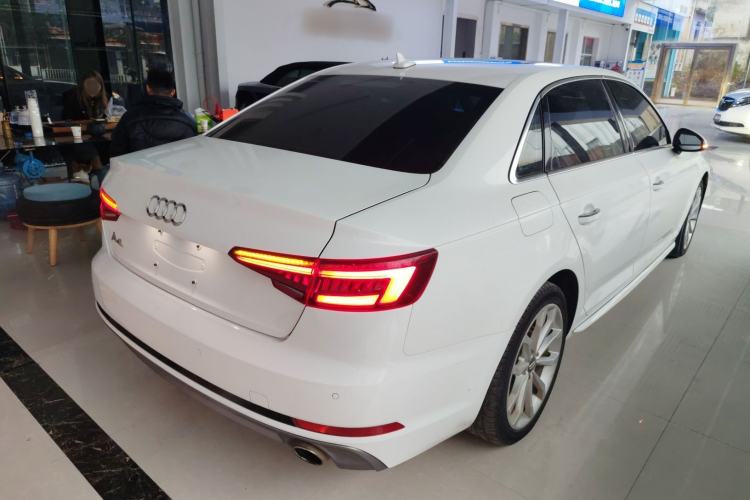 Used Audi A4L 2018 30th Anniversary Edition 40 TFSI Fashion Model