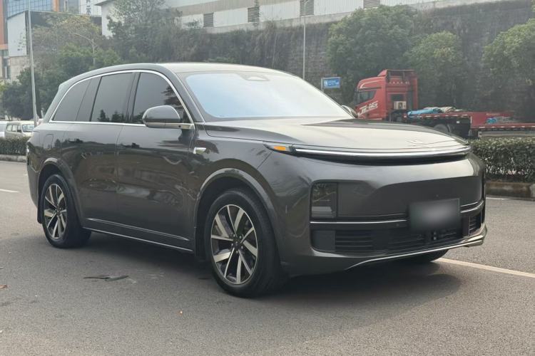 Used Li Auto L8 2023 Pro Model
