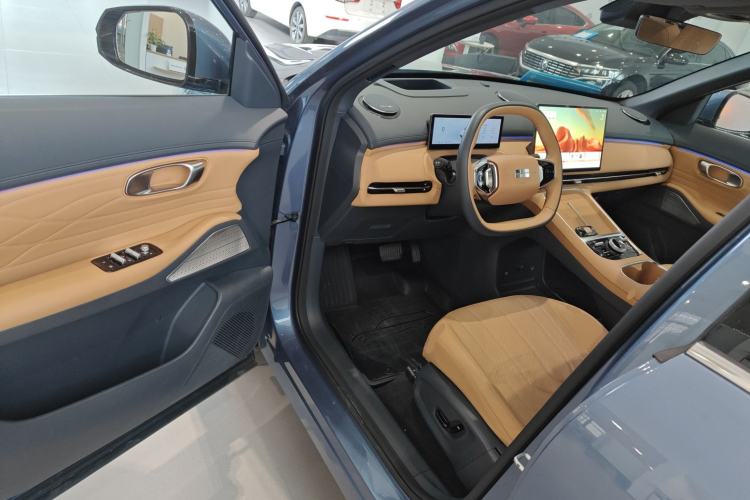 Used  Galaxy Xingjian 7 EM-i 2025 120km Flagship Edition