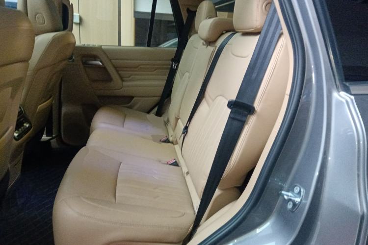 Used  BJ60 Leiting 2024 Magic Electric Drive Advanced Version 7 Seats
