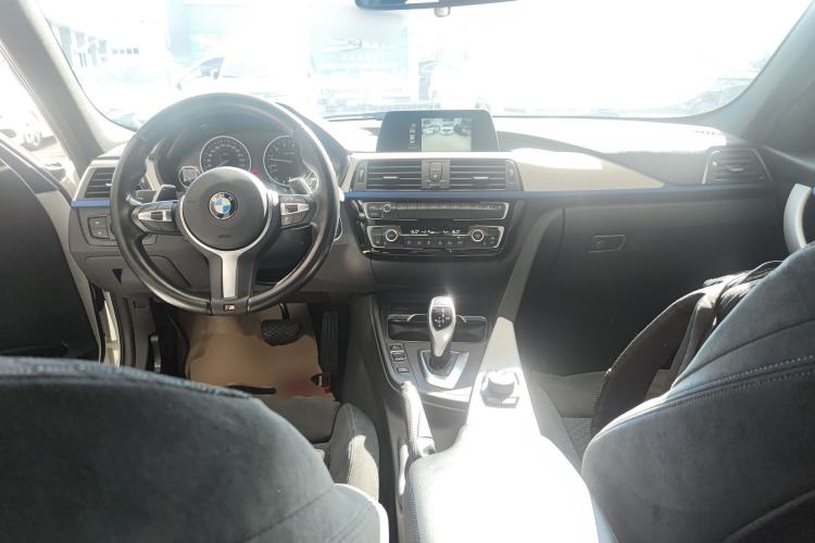 Used BMW 3 Series 2018 320i M Sport Package
