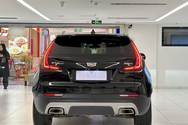 Used Cadillac XT4 2021 28T Two-Wheel Drive Leading Version