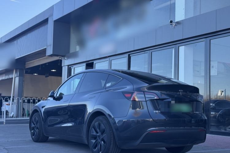 Used Tesla Model Y 2024 Rear-Wheel-Drive Version
