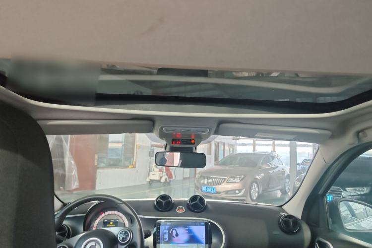 Used  forfour 2016 1.0L 52 kW Passion Edition
