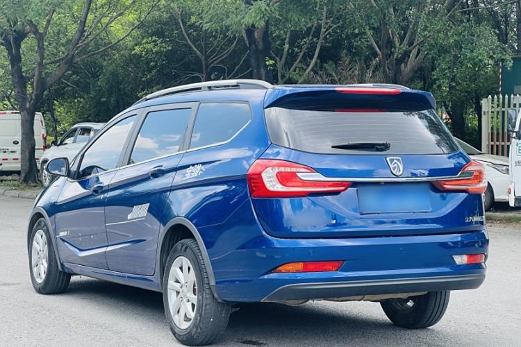 Used Baojun 310W 2017 1.5L Manual Fashion Model China V
