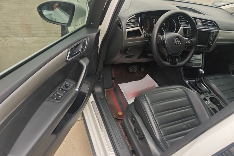 Used Volkswagen Touran 2021 Volkswagen Touran L 280TSI DSG Boundary Edition 7-Seater