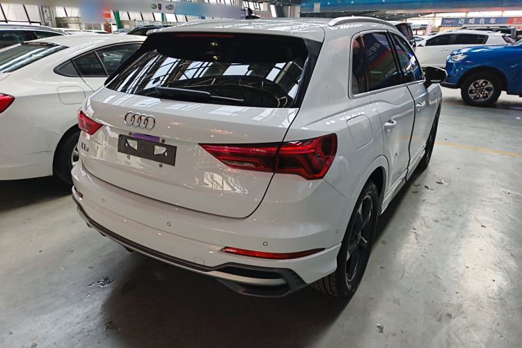 Used Audi Q3 2022 35 TFSI Fashion Dynamic Model