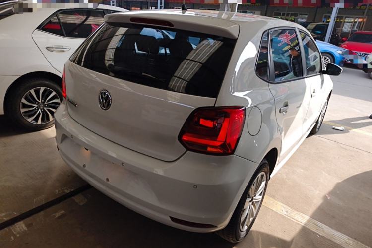 Used Volkswagen Polo 2014 1.4L Automatic Comfort Edition
