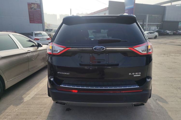 Used Ford Edge 2018 EcoBoost 245 Two-Wheel-Drive Titanium 7-Seater China V Standard
